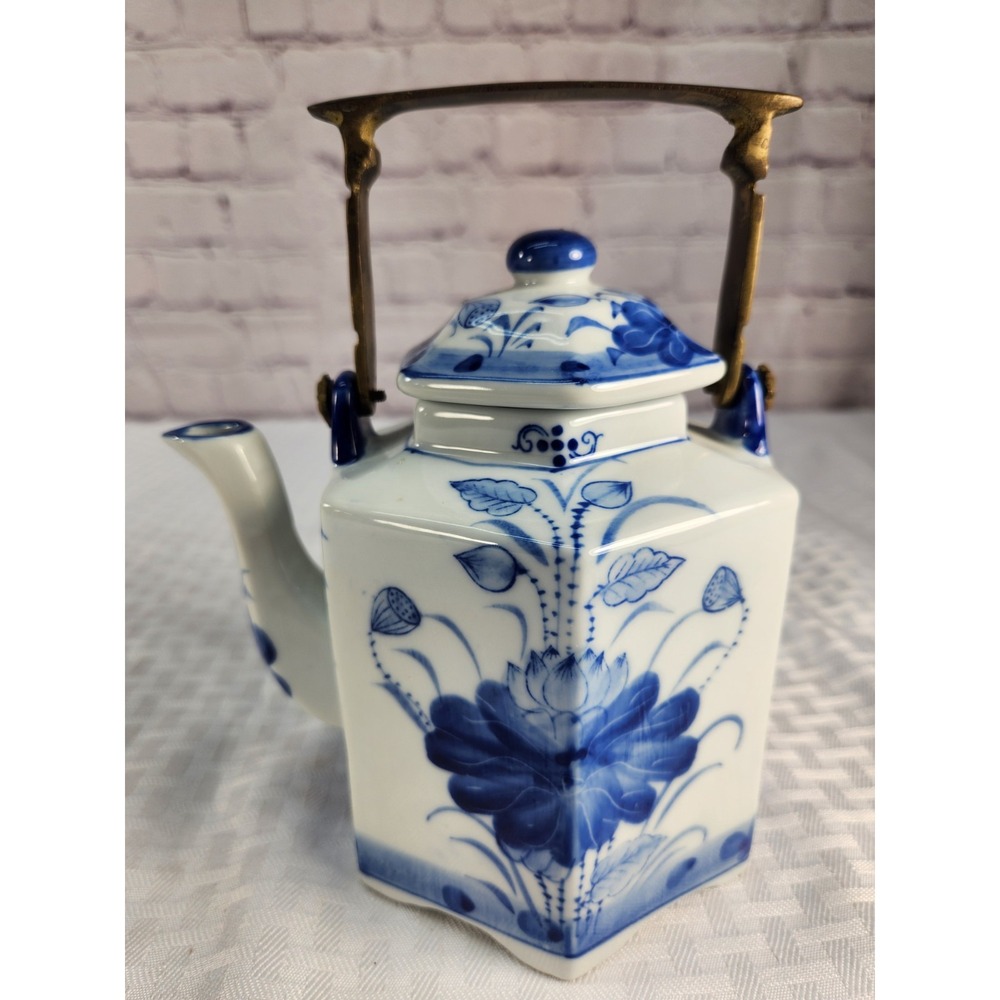 Rare Vintage Blue White Chinoiserie Floral Porcelain Teapot Brass Handle Japan